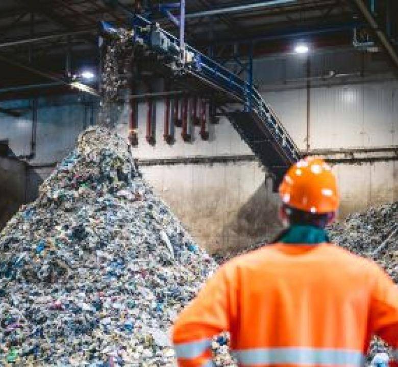 responsabilità curatore fallimentare ambiente, gestione rifiuti fallimento normativa, consulenza ambientale 